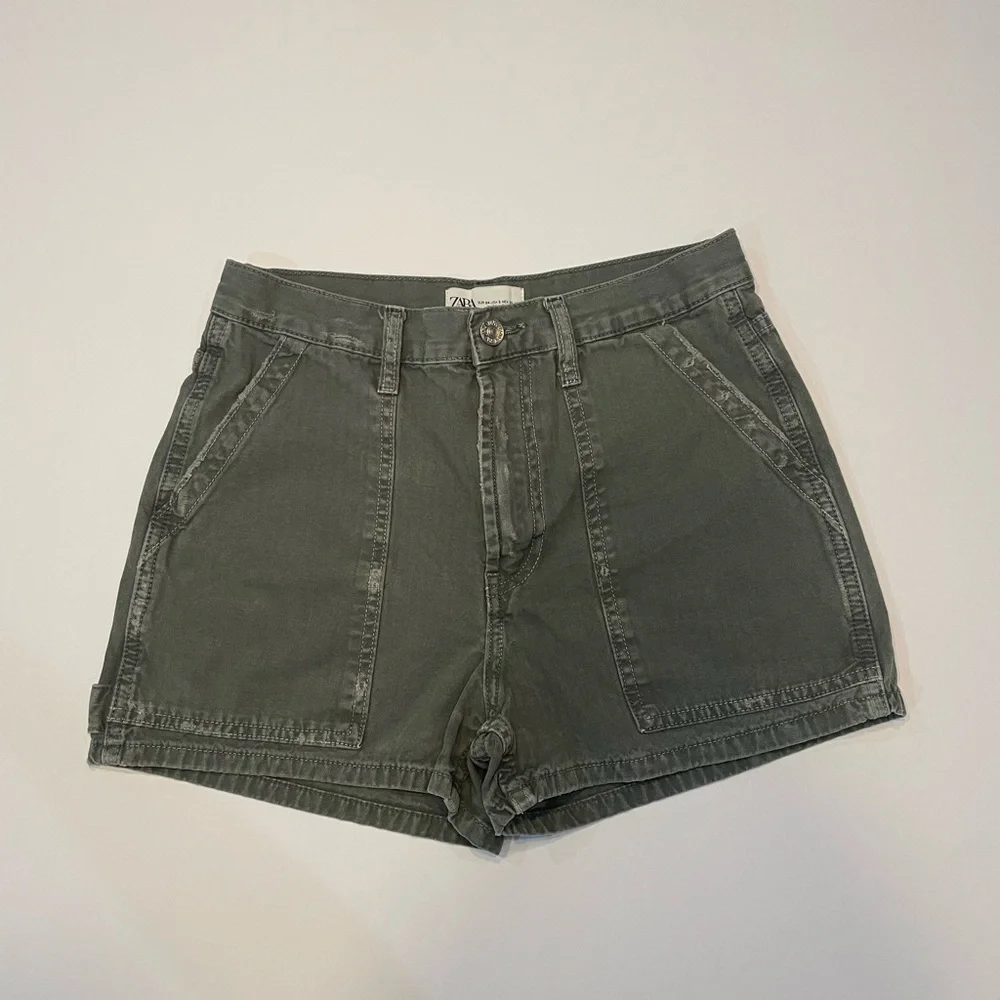 Zara High Waist Green Shorts Stylish Summer Essential